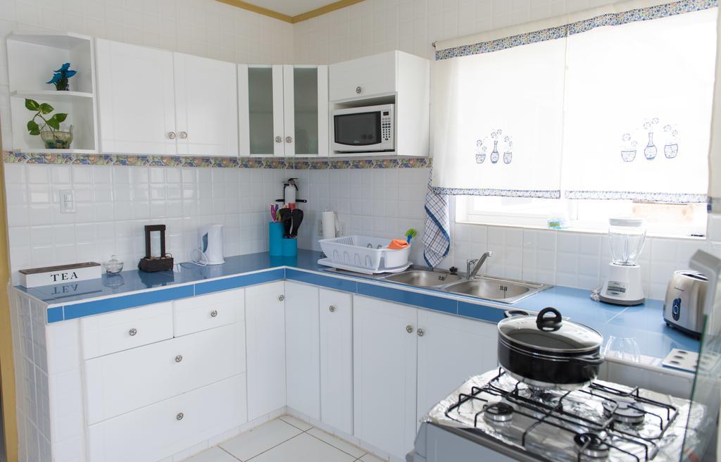 The Lush Apartment Вилемстад Екстериор снимка